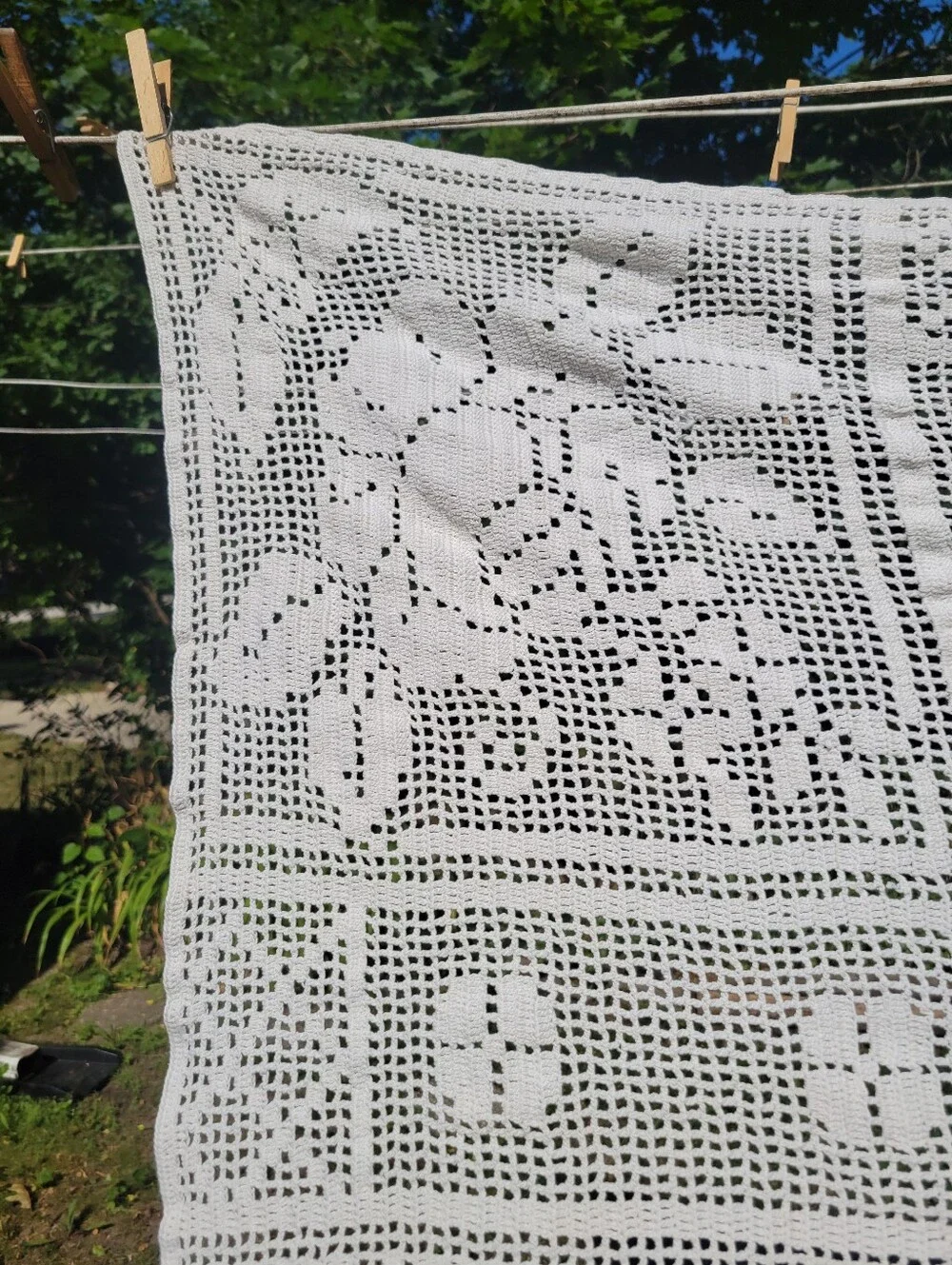 Vintage Crochet Table Cloth Runner Lot Doily Shabby Chic Ivory White Floral Set
